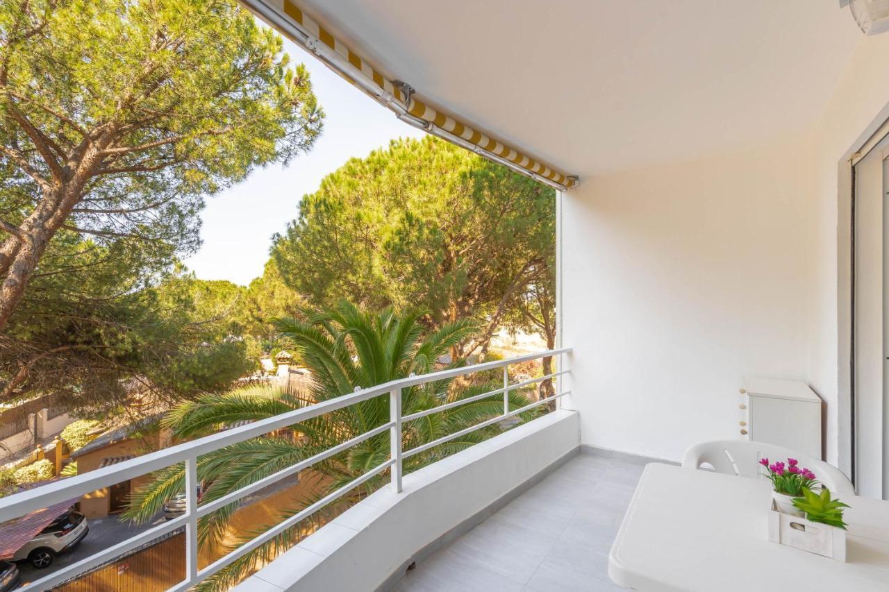 Apartment Near The Beach Марбелья Экстерьер фото