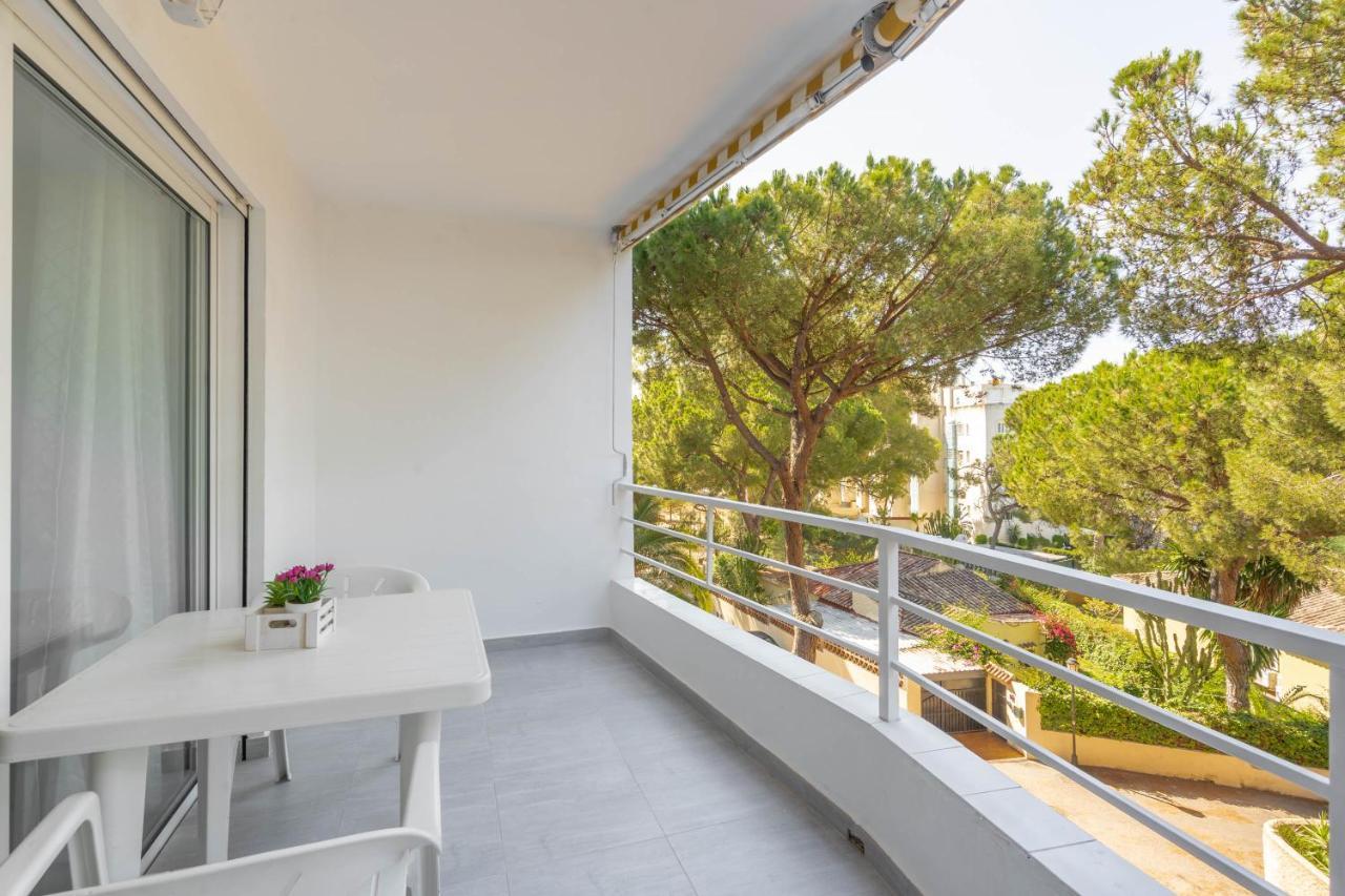 Apartment Near The Beach Марбелья Экстерьер фото