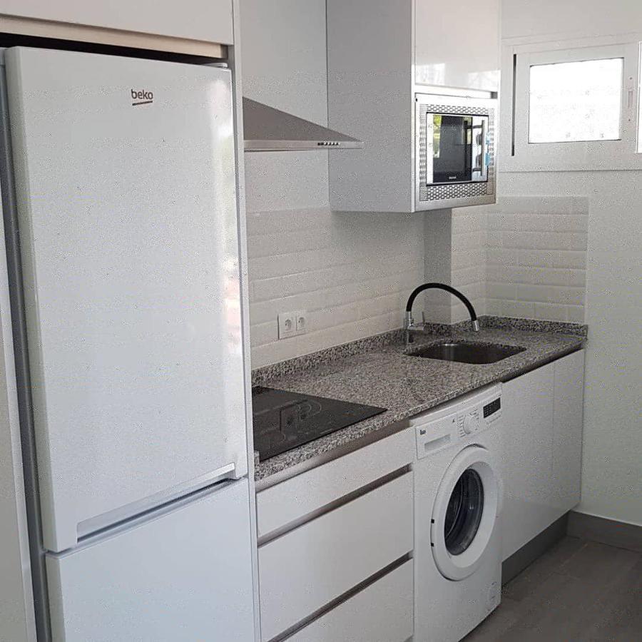Apartment Near The Beach Марбелья Экстерьер фото